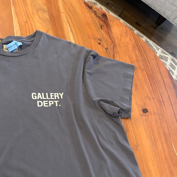 🏆 Used dry cleaned! Gallery Dept Charcoal Tee 2xl - Picture 3 of 6